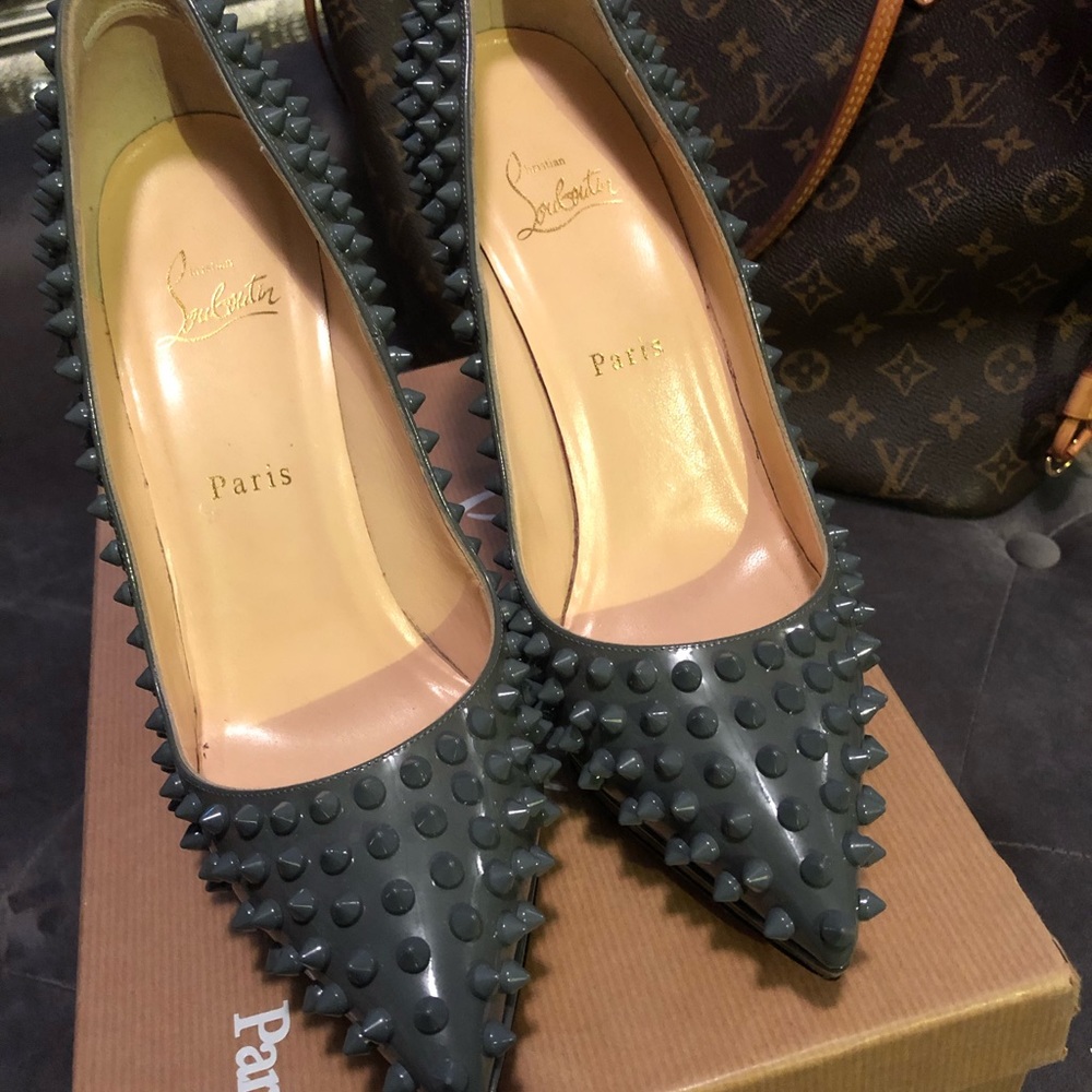 Christian Louboutin Pigalle Plato Spikes